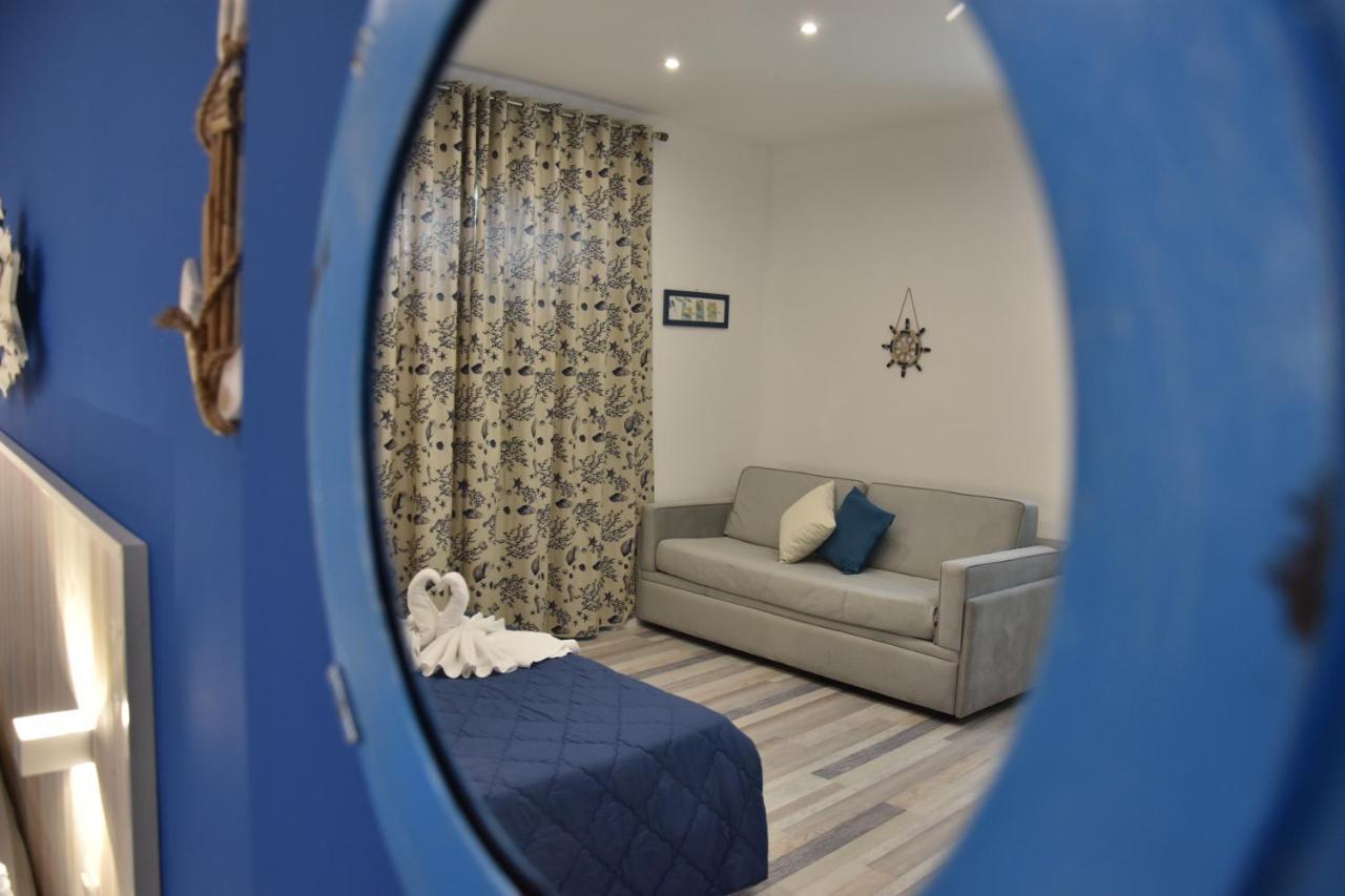 B&B Marina Blu Giardini-Naxos Exterior foto