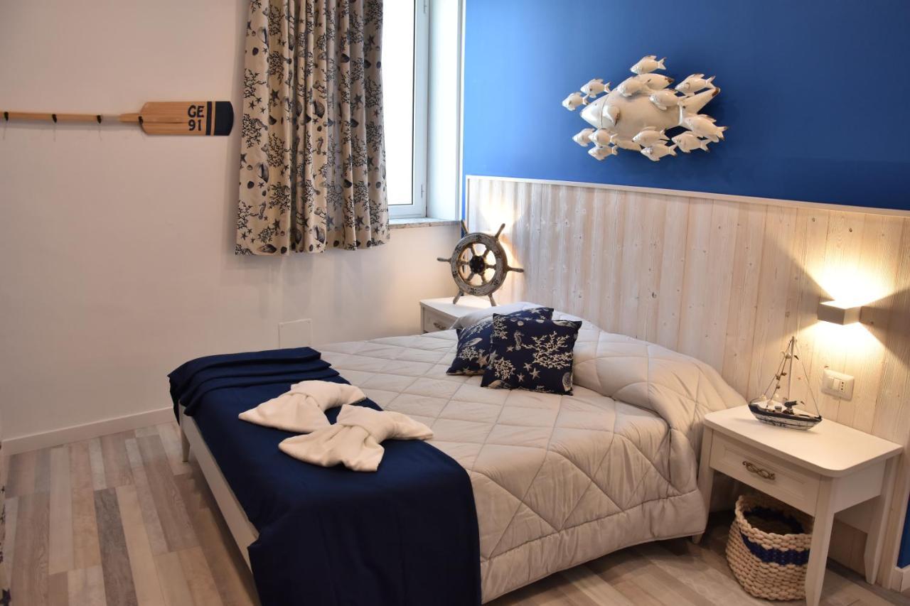 B&B Marina Blu Giardini-Naxos Exterior foto